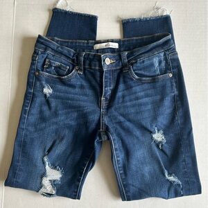 listing-status-banner